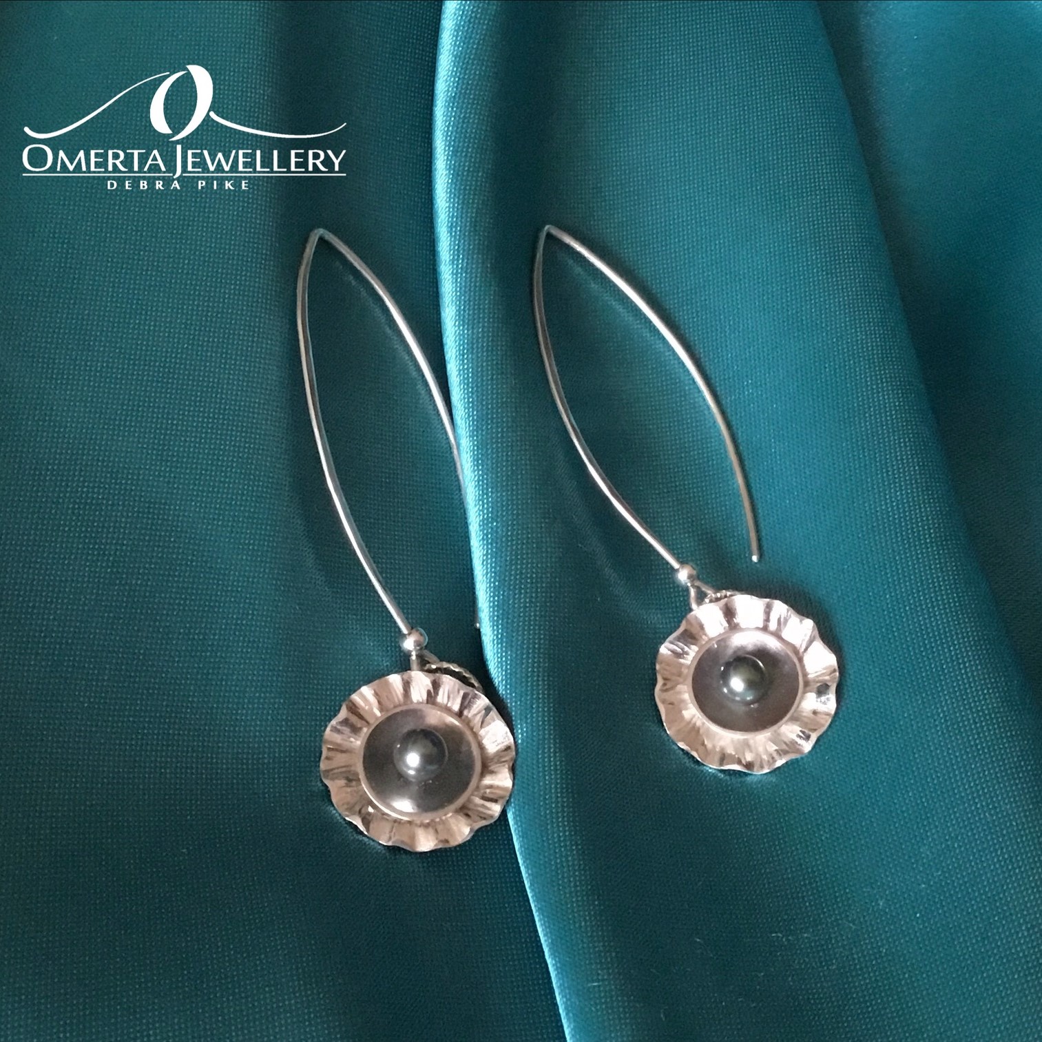 Sterling Silver & Freshwater Peacock Pearl Earrings 